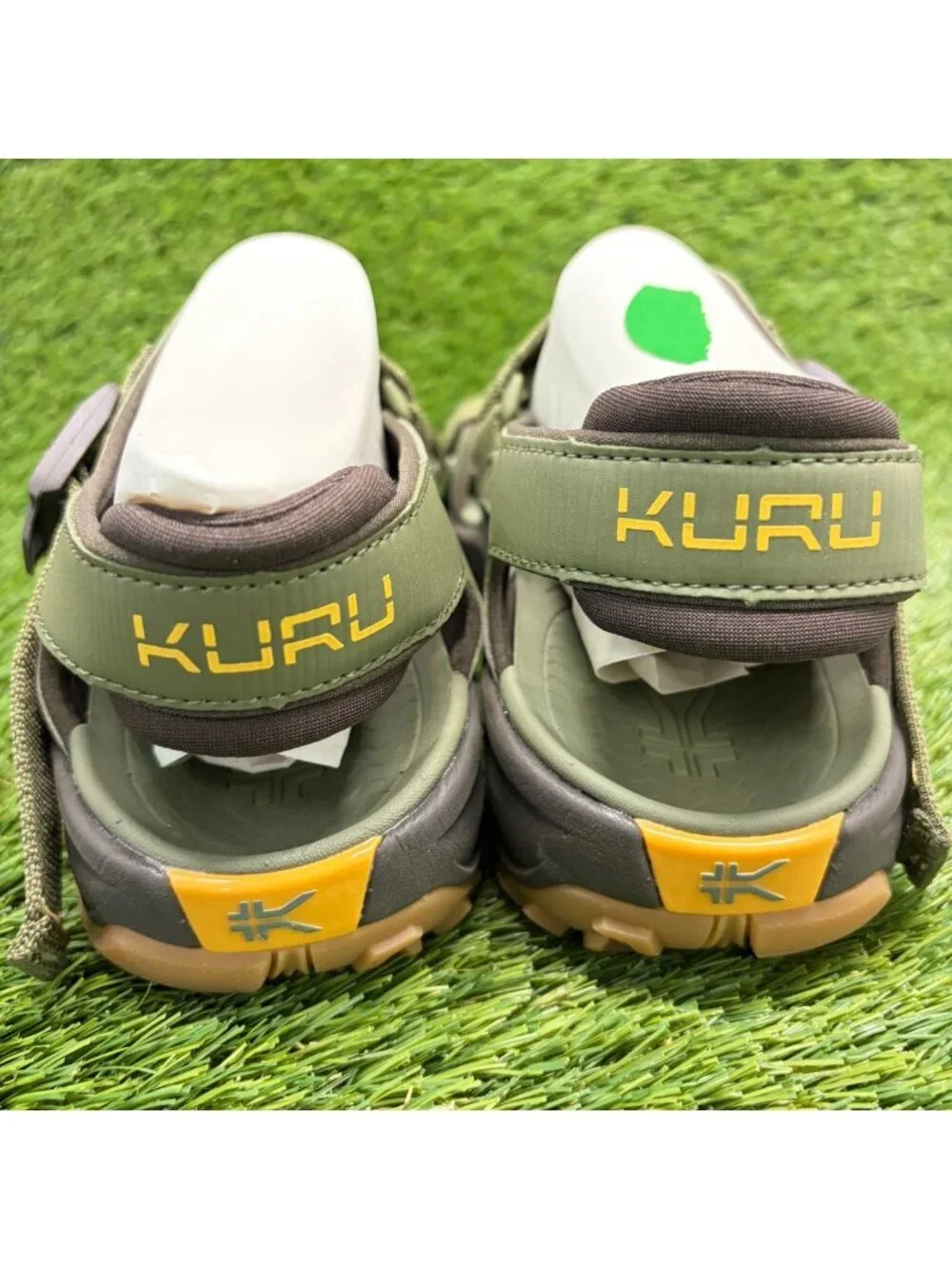 Kuru Current Mens Size 9 Olive Green Gum Beach Walking Outdoor Strappy Sandals
